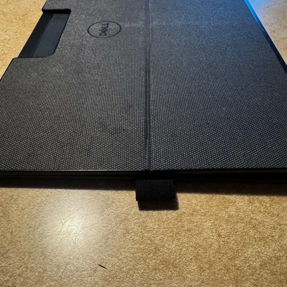 Dell slim folio Black Keyboard with Stand, touchpad